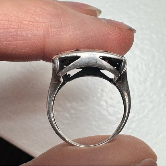 Intricate Filigree Sterling Silver Square Statement Ring Size 7.25 weight 4.24 - Picture 3 of 8